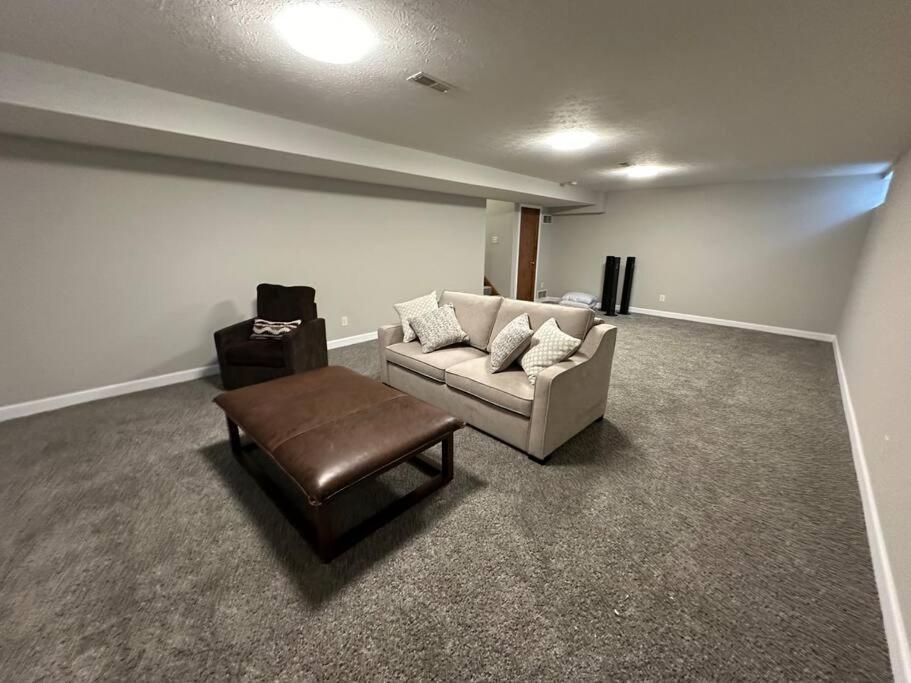 Inviting 3 Bed 2.5 Bath Townhome In Wadsworth 외부 사진
